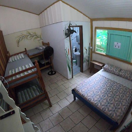 Pousada E Camping Do Clodo Ilha do Mel Kültér fotó