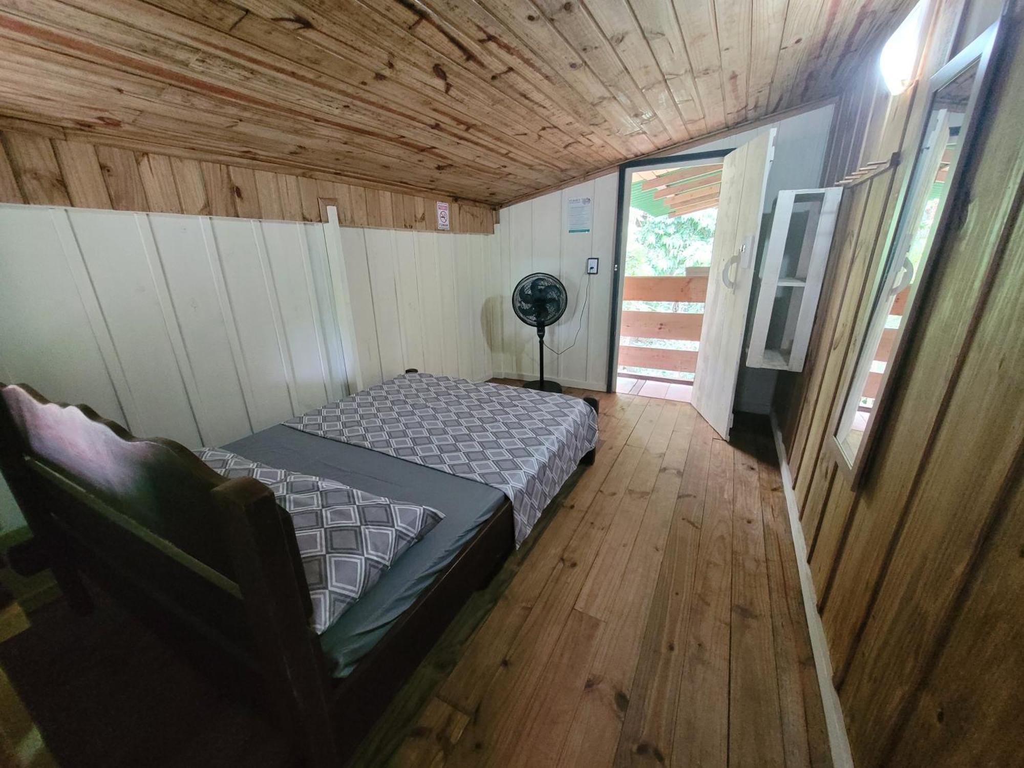 Pousada E Camping Do Clodo Ilha do Mel Kültér fotó