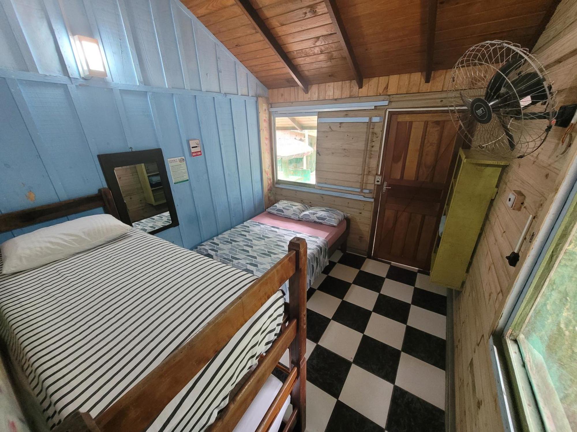 Pousada E Camping Do Clodo Ilha do Mel Kültér fotó